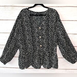 SHEIN Black and White Button-Up Blouse 3X
Office School Career Church Dressy